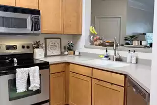 1709 Basildon Rd, Mount Pleasant, SC 29466 - Photo 8