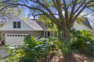 902 Travers Dr, Charleston, SC 29412 - Photo 2