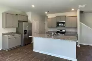 448 Cedarview Rd, Summerville, SC 29486 - Photo 2