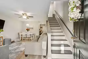 24 Bee Street #J & K, Charleston, SC 29403 - Photo 2