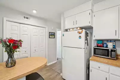 24 Bee Street #J & K, Charleston, SC 29403 - Photo 8