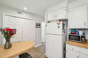 24 Bee Street #J & K, Charleston, SC 29403 - Photo 8