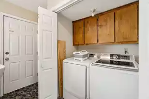 24 Bee Street #J & K, Charleston, SC 29403 - Photo 32