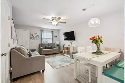 24 Bee Street #J & K, Charleston, SC 29403 - Photo 4