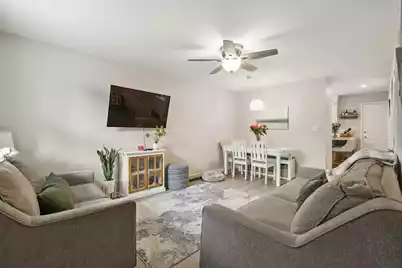 24 Bee Street #Apt J, Charleston, SC 29403 - Photo 4