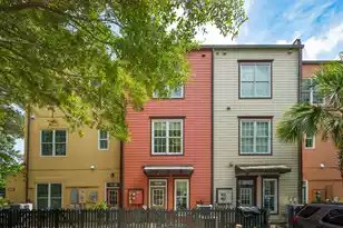 728 Shelmore Blvd S, Mount Pleasant, SC 29464 - Photo 2