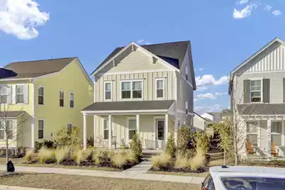 680 Blueway Avenue, Summerville, SC 29486 - Photo 2