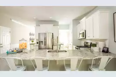 1040 Patagonia Street, Summerville, SC 29485 - Photo 4