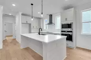 1921 Chestnut Oak Ln, Charleston, SC 29414 - Photo 10