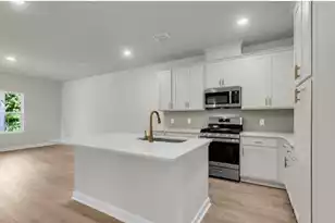 5070 Blackberry Ln Ln, Ravenel, SC 29470 - Photo 6