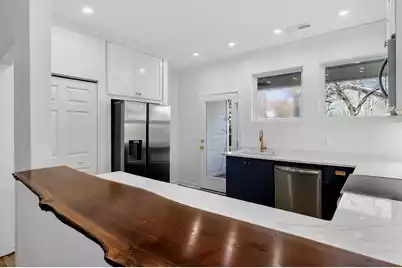 46 Poplar Street, Charleston, SC 29403 - Photo 14