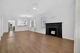 46 Poplar St, Charleston, SC 29403 - Photo 8