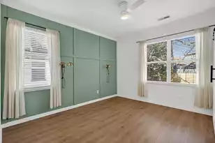 46 Poplar St, Charleston, SC 29403 - Photo 2