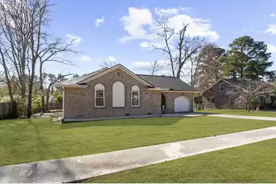 118 Bramwell Drive, Summerville, SC 29485 - Photo 2