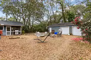 679 King St, Mount Pleasant, SC 29464 - Photo 18