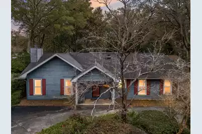 679 King Street, Mount Pleasant, SC 29464 - Photo 24