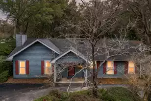 679 King St, Mount Pleasant, SC 29464 - Photo 24