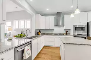 2004 Redback Dr, Summerville, SC 29483 - Photo 10