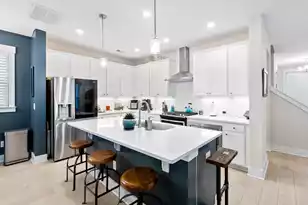 555 Blueway Ave, Summerville, SC 29486 - Photo 6