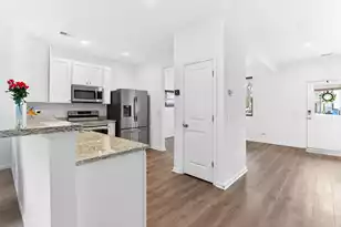 122 Spencer Cir, Summerville, SC 29485 - Photo 8