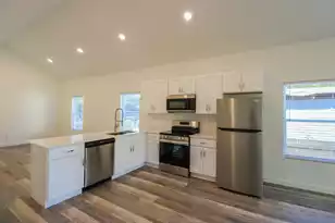 1922 Harper St, North Charleston, SC 29406 - Photo 8