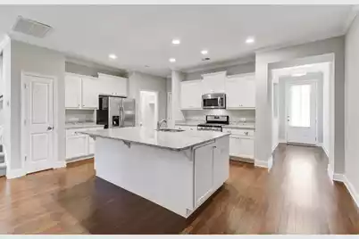 2005 Kings Gate Lane, Mount Pleasant, SC 29466 - Photo 4