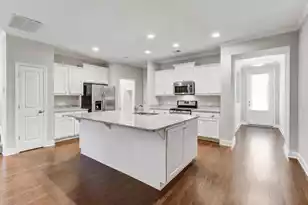 2005 Kings Gate Ln, Mount Pleasant, SC 29466 - Photo 4