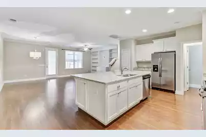 2005 Kings Gate Lane, Mount Pleasant, SC 29466 - Photo 2