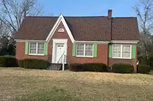 630 Highland St, Orangeburg, SC 29115 - Photo 1