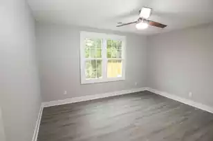 2121 Cosgrove Ave, North Charleston, SC 29405 - Photo 10