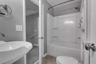 115 Heritage Cir, Mount Pleasant, SC 29464 - Photo 10