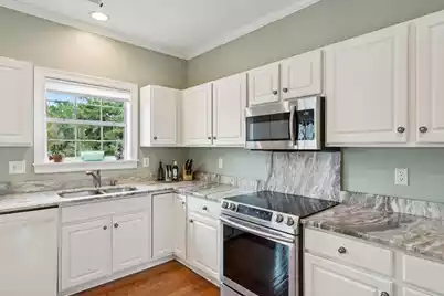 110 Revolution Drive, Mount Pleasant, SC 29464 - Photo 10