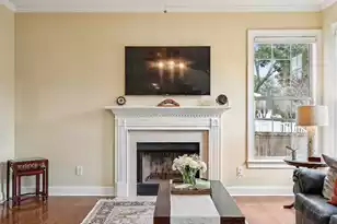 110 Revolution Dr, Mount Pleasant, SC 29464 - Photo 6