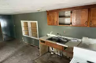 1645 Cuffy Ln, Charleston, SC 29412 - Photo 8