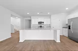 8 Castle Hl Dr, Yemassee, SC 29945 - Photo 4