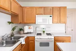 102 Yellow Hawthorn Cir, Summerville, SC 29483 - Photo 10