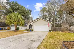 3540 Hunters Oak Ln, Johns Island, SC 29455 - Photo 2