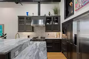 517 King St #11, Charleston, SC 29403 - Photo 4