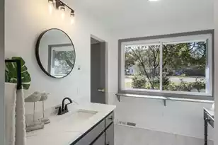 1318 Foster St, Charleston, SC 29407 - Photo 18