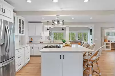 978 Law Lane, Mount Pleasant, SC 29464 - Photo 18