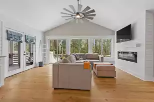 978 Law Ln, Mount Pleasant, SC 29464 - Photo 24