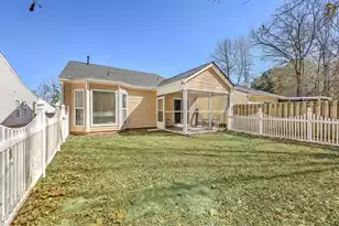 139 Coosawatchie St, Summerville, SC 29485 - Photo 18