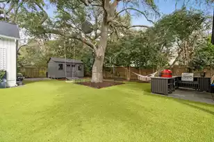 1027 Lakeview Dr, Mount Pleasant, SC 29464 - Photo 78