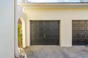 43 St Margaret St, Charleston, SC 29403 - Photo 2