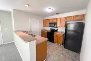 4833 Shady Tree Ln, Summerville, SC 29485 - Photo 2