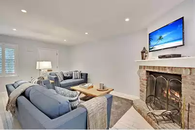 15 Horlbeck Alley #7, Charleston, SC 29401 - Photo 4