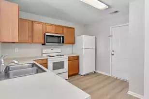 131 Patriot Ln, Summerville, SC 29486 - Photo 8