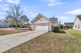 2717 Palmetto Hall Blvd, Mount Pleasant, SC 29466 - Photo 2