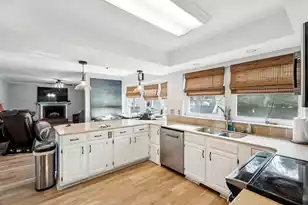 1427 Diamond Blvd, Mount Pleasant, SC 29466 - Photo 18