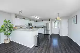 220 Wildberry Ln, Goose Creek, SC 29445 - Photo 8